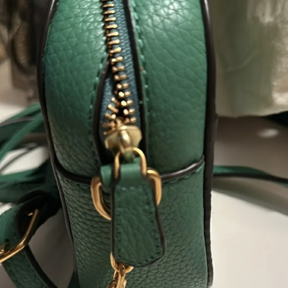 💫Tory Burch: McGraw Camera Bag - Picture 6 of 10